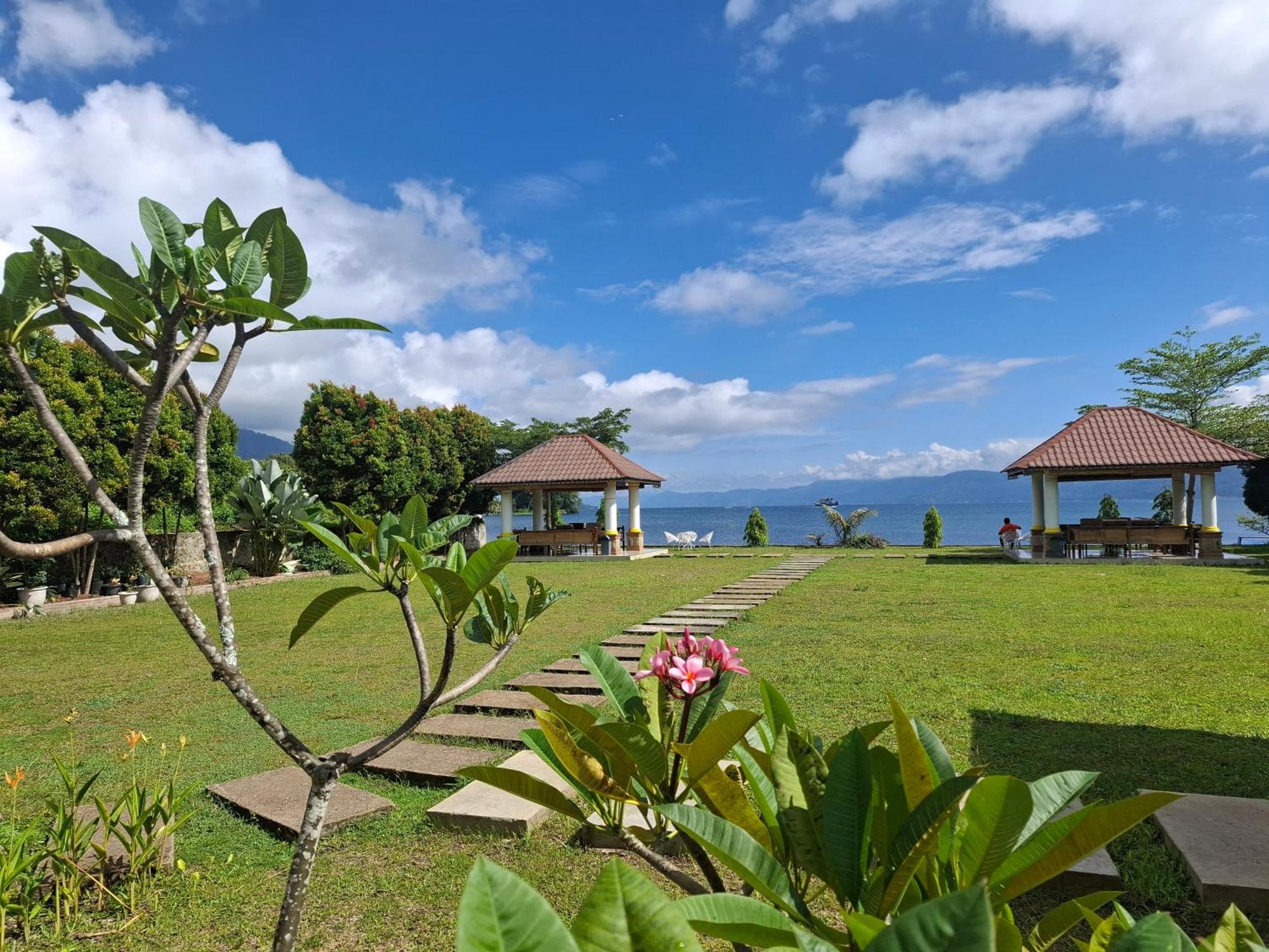 Juma Cottages Tuk Tuk Exteriér fotografie