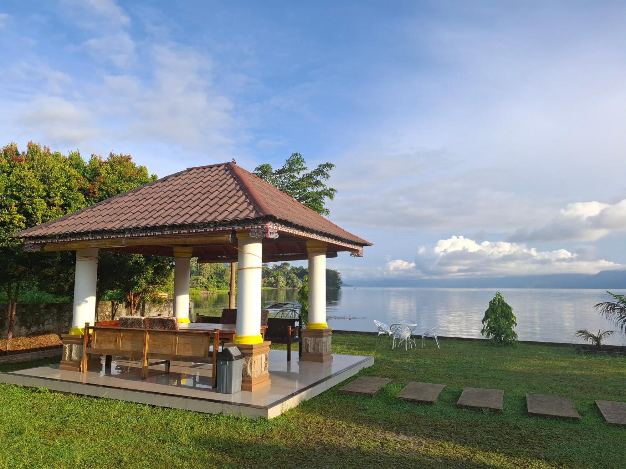 Juma Cottages Tuk Tuk Exteriér fotografie