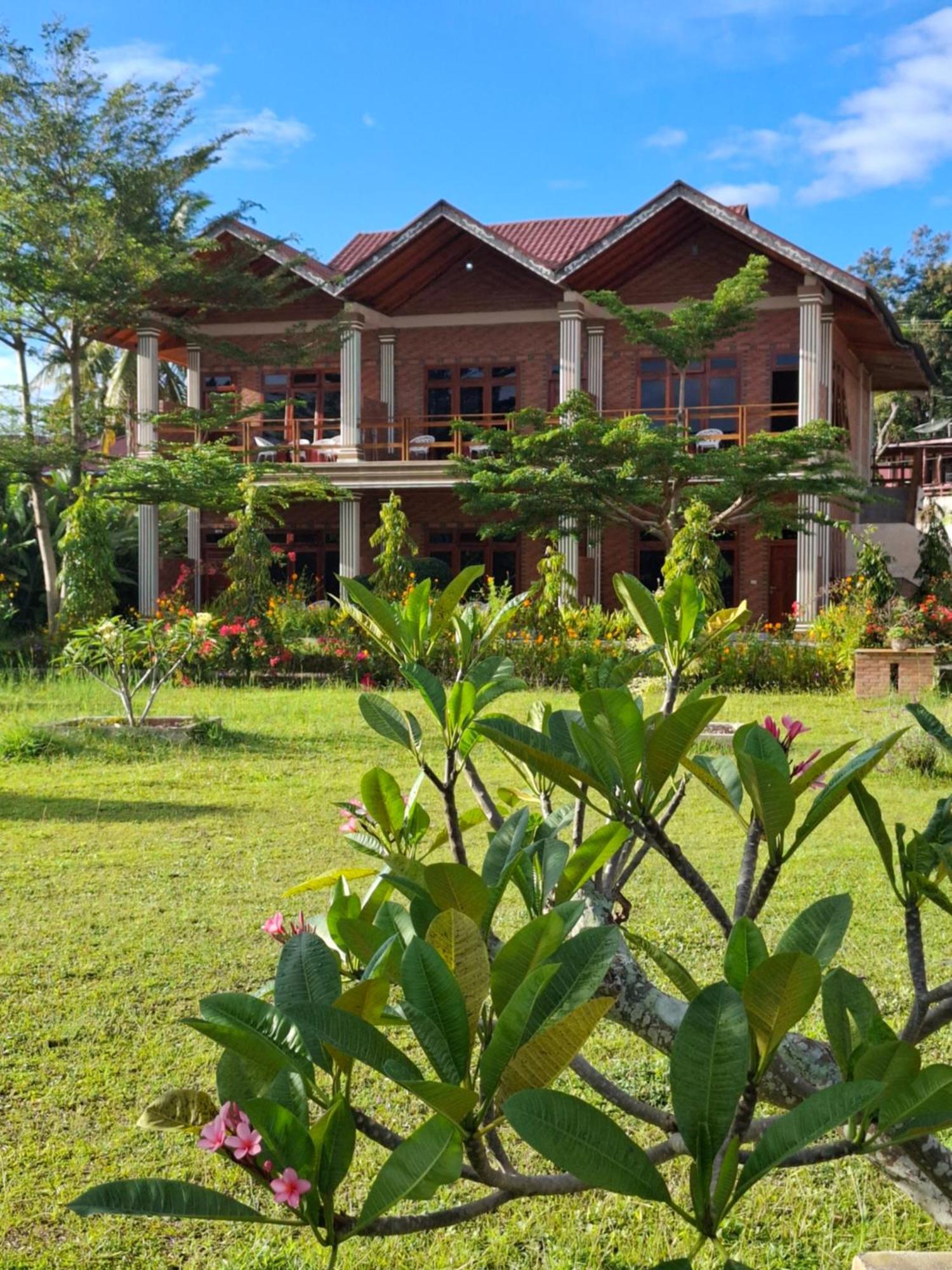 Juma Cottages Tuk Tuk Exteriér fotografie