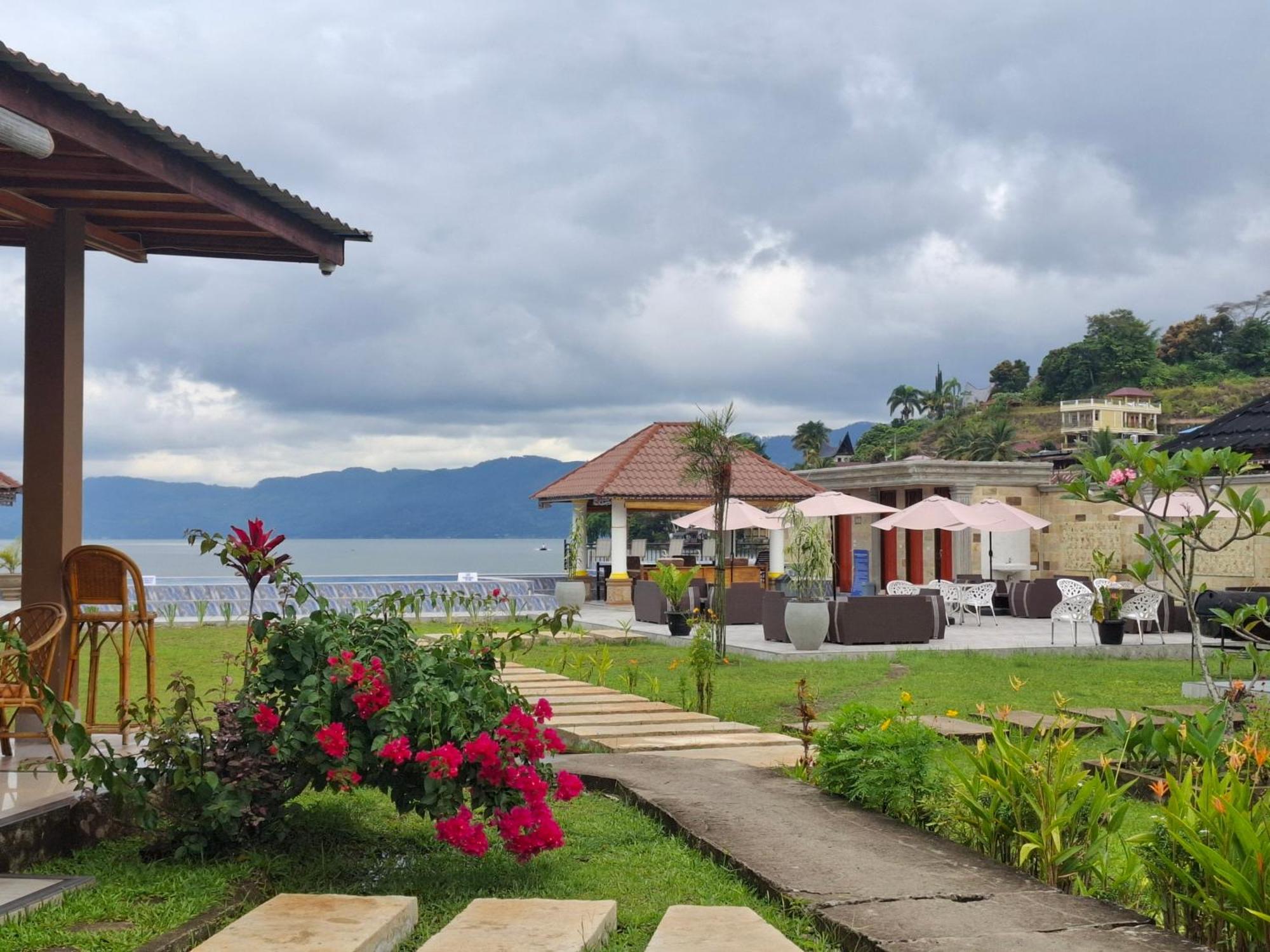 Juma Cottages Tuk Tuk Exteriér fotografie
