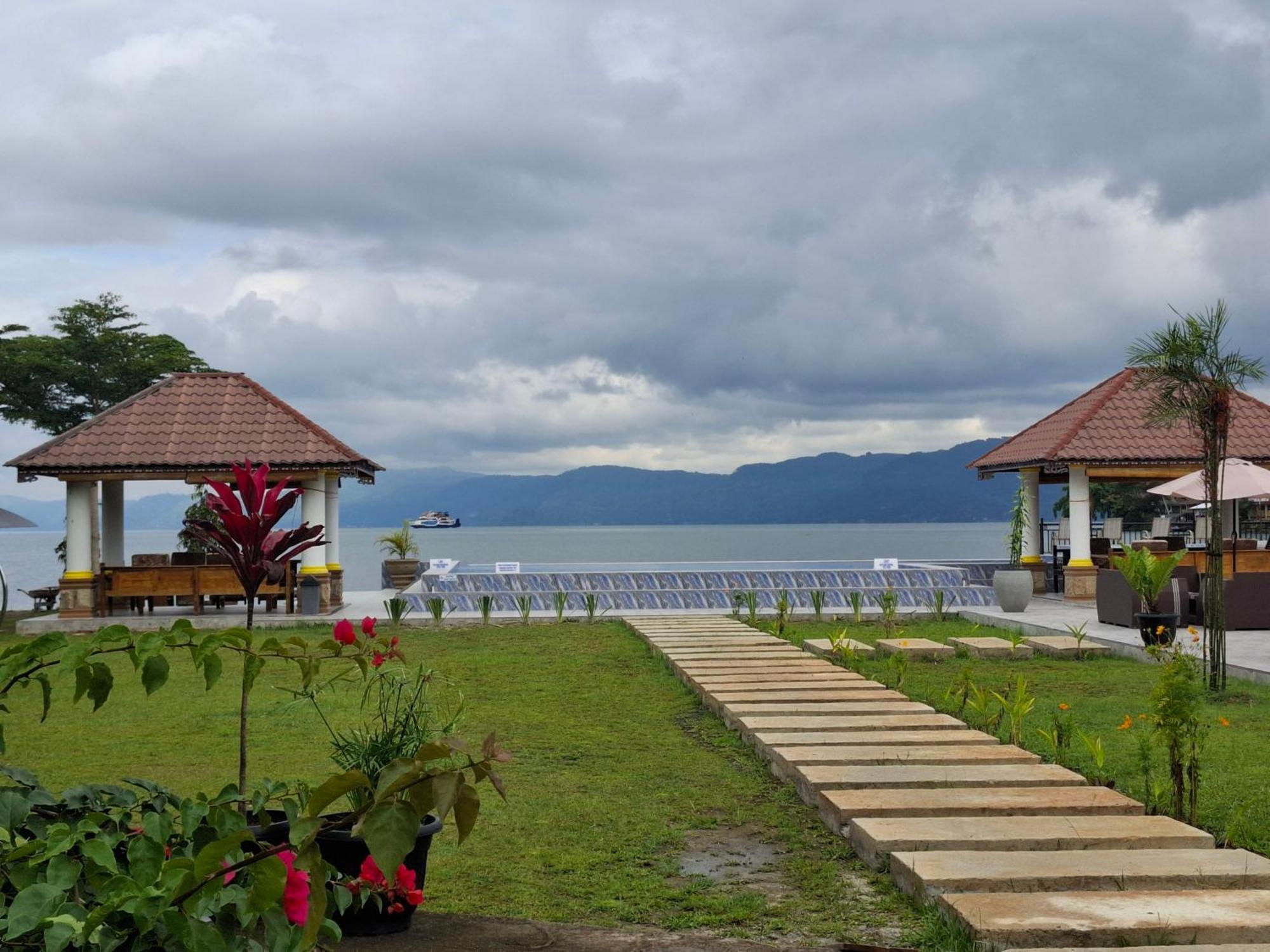 Juma Cottages Tuk Tuk Exteriér fotografie