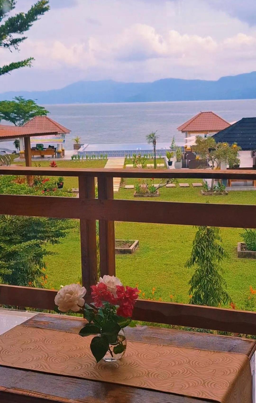 Juma Cottages Tuk Tuk Exteriér fotografie