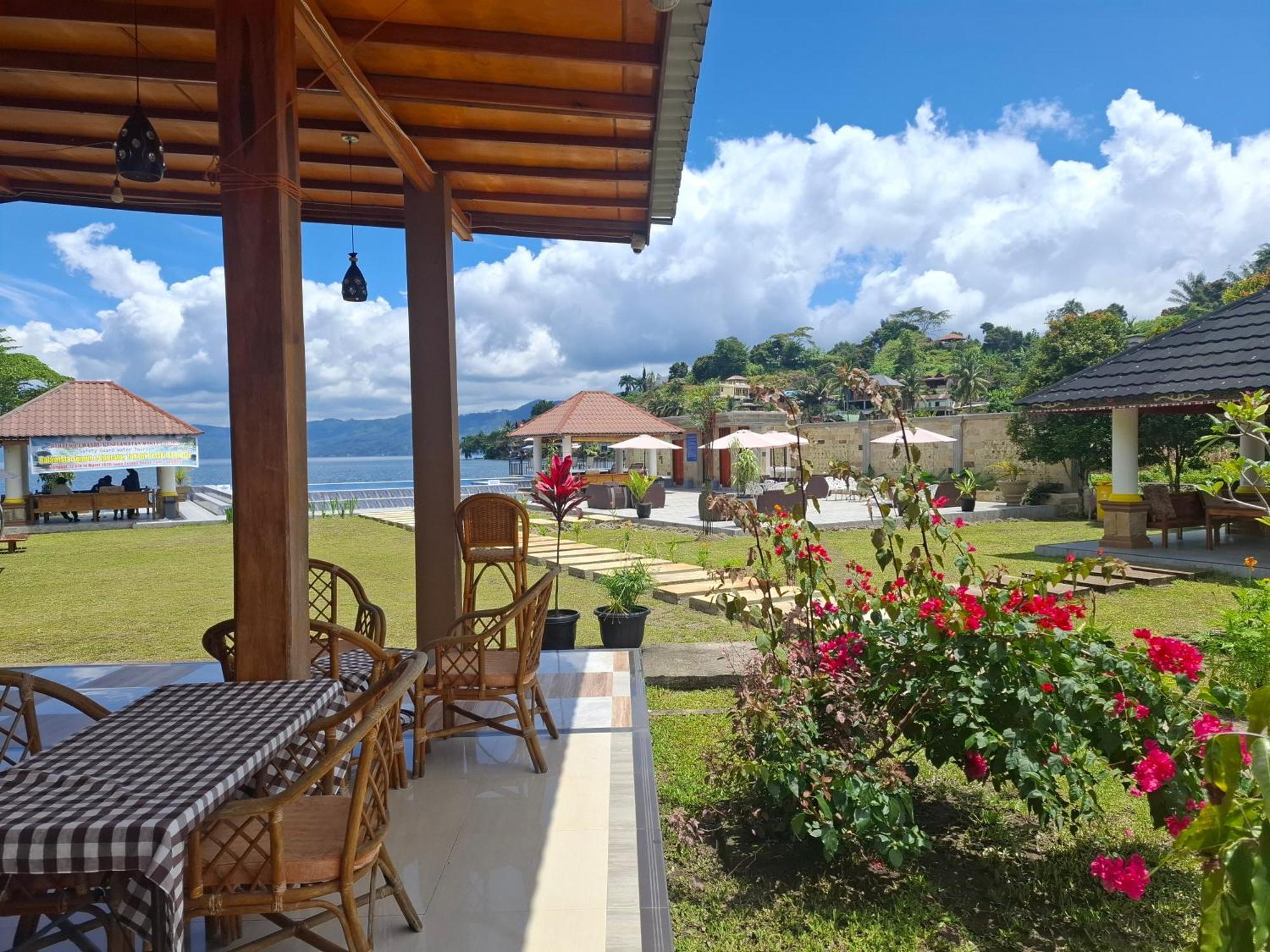 Juma Cottages Tuk Tuk Exteriér fotografie